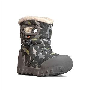 BOGS Baby Winter Boots (shark print)